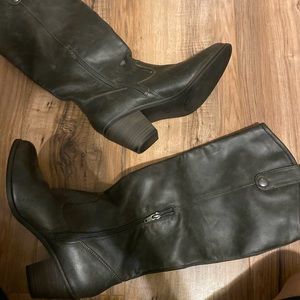 Woman boots